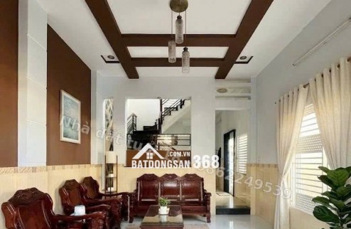  NHÀ 3 TẦNG CĂN GÓC TRUNG TÂM TRƯỜNG THỌ PHƯỜNG THỦ ĐỨC – 5 PHÒNG NGỦ, Ô TÔ ĐẬU TRƯỚC NHÀ